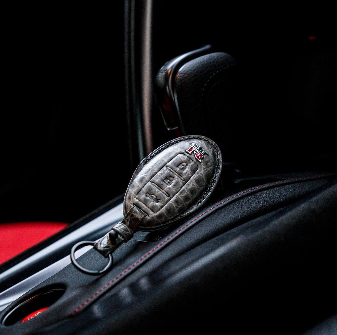 日產 GTR 鑰匙圈保護套 1 型 - 客製化您的