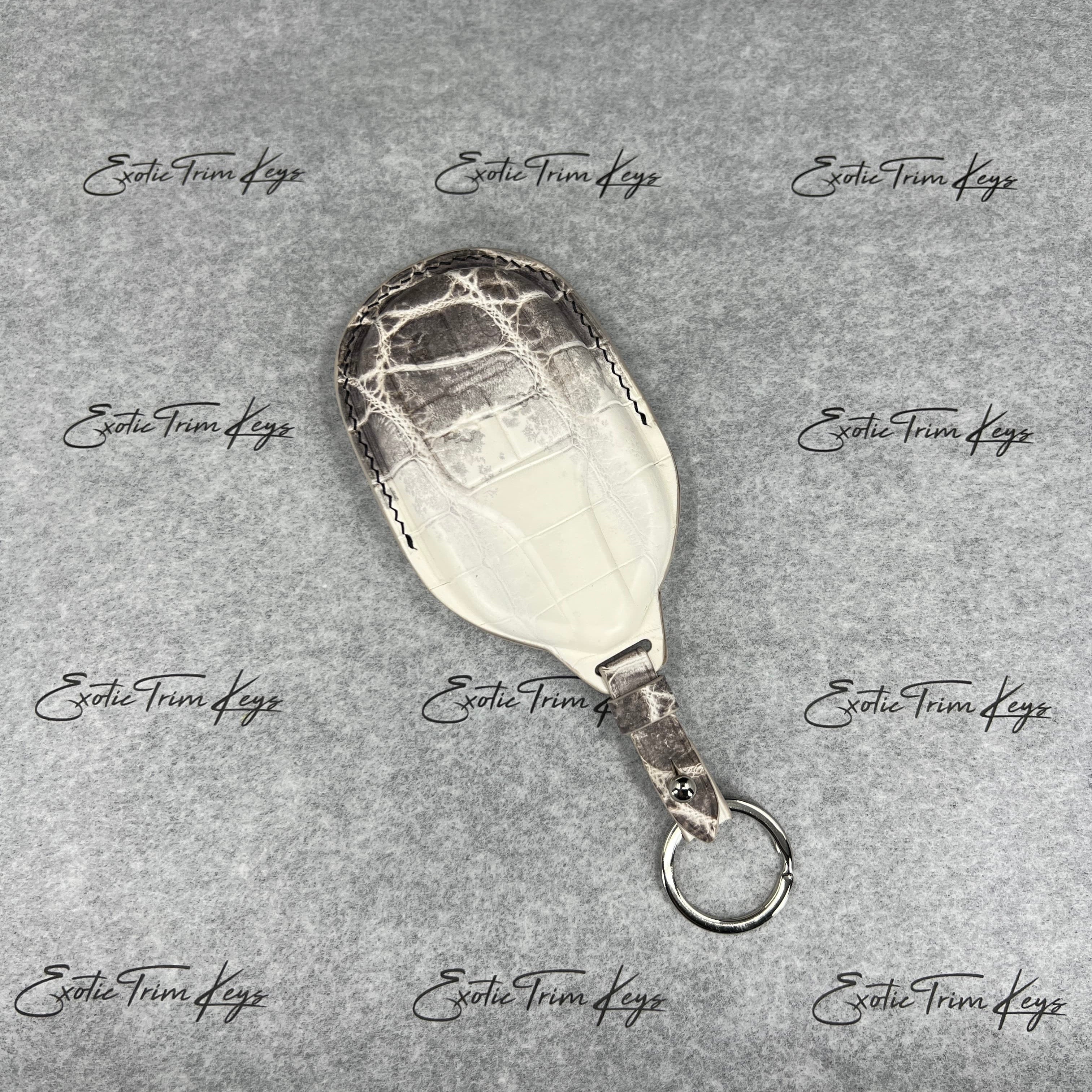 IN STOCK: HIMALAYAN CROCODILE WITH BLACK DETAILS KEY COVER FOR MASERATI