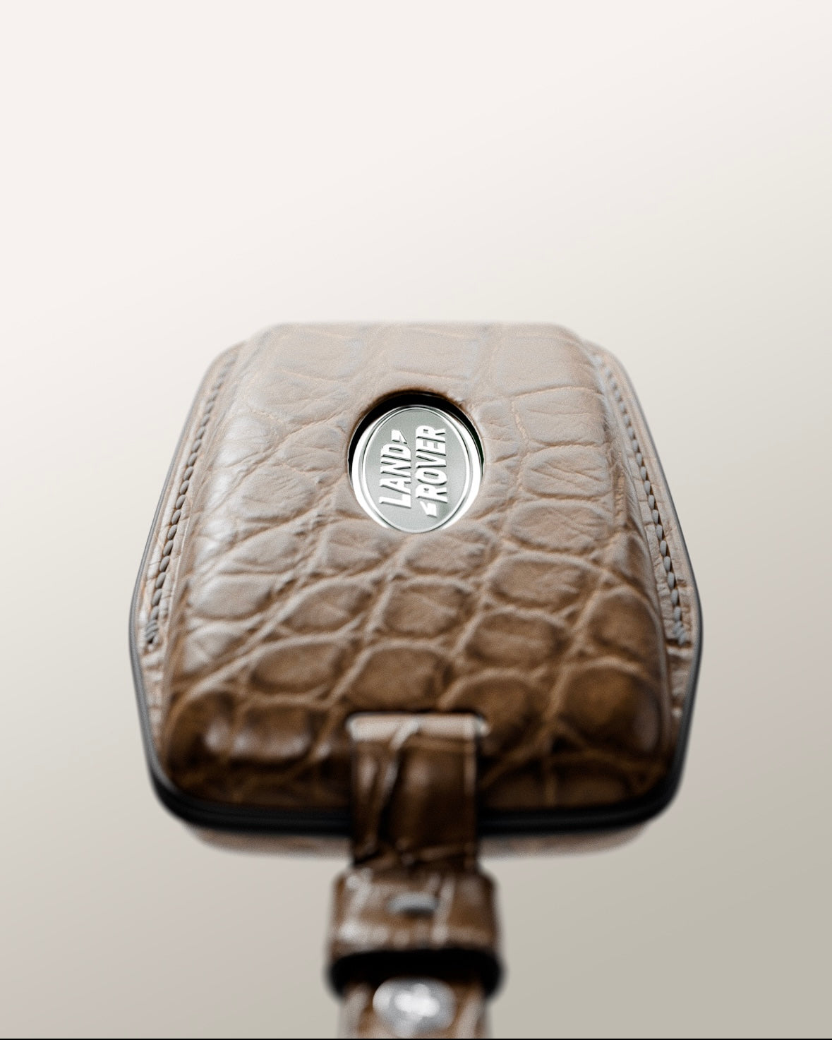 ETK BESPOKE GENUINE BROWN CROCODILE KEY COVER FOR LAND ROVER — HERITAGE BROWN SPECIFICATION