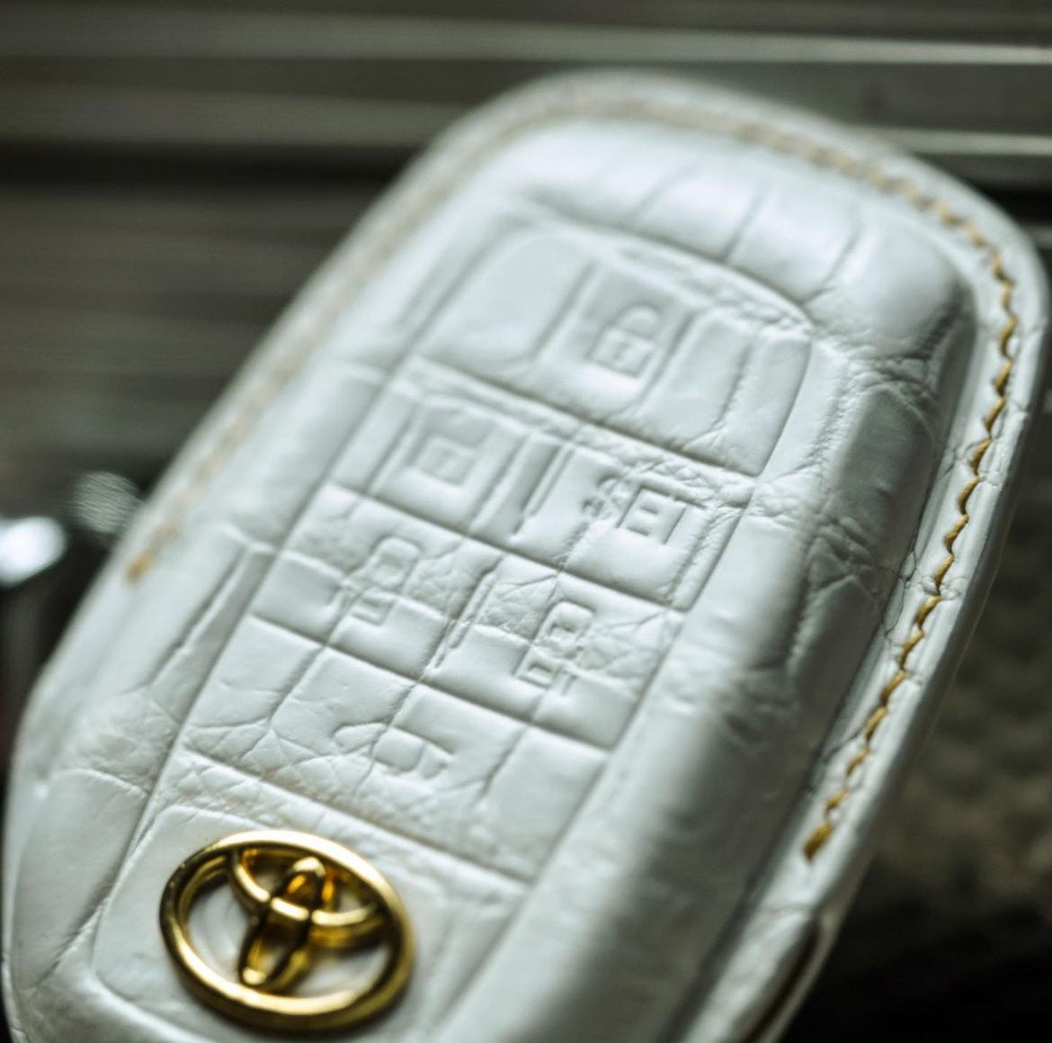 BESPOKE ETK WHITE CROCODILE KEY COVER FOR LAND CRUISER