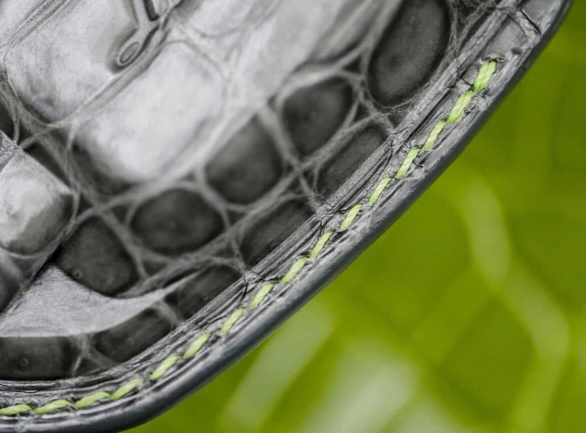 ETK BESPOKE GREY CROCODILE KEY COVER FOR LAMBORGHINI — LIME GREEN DETAILS