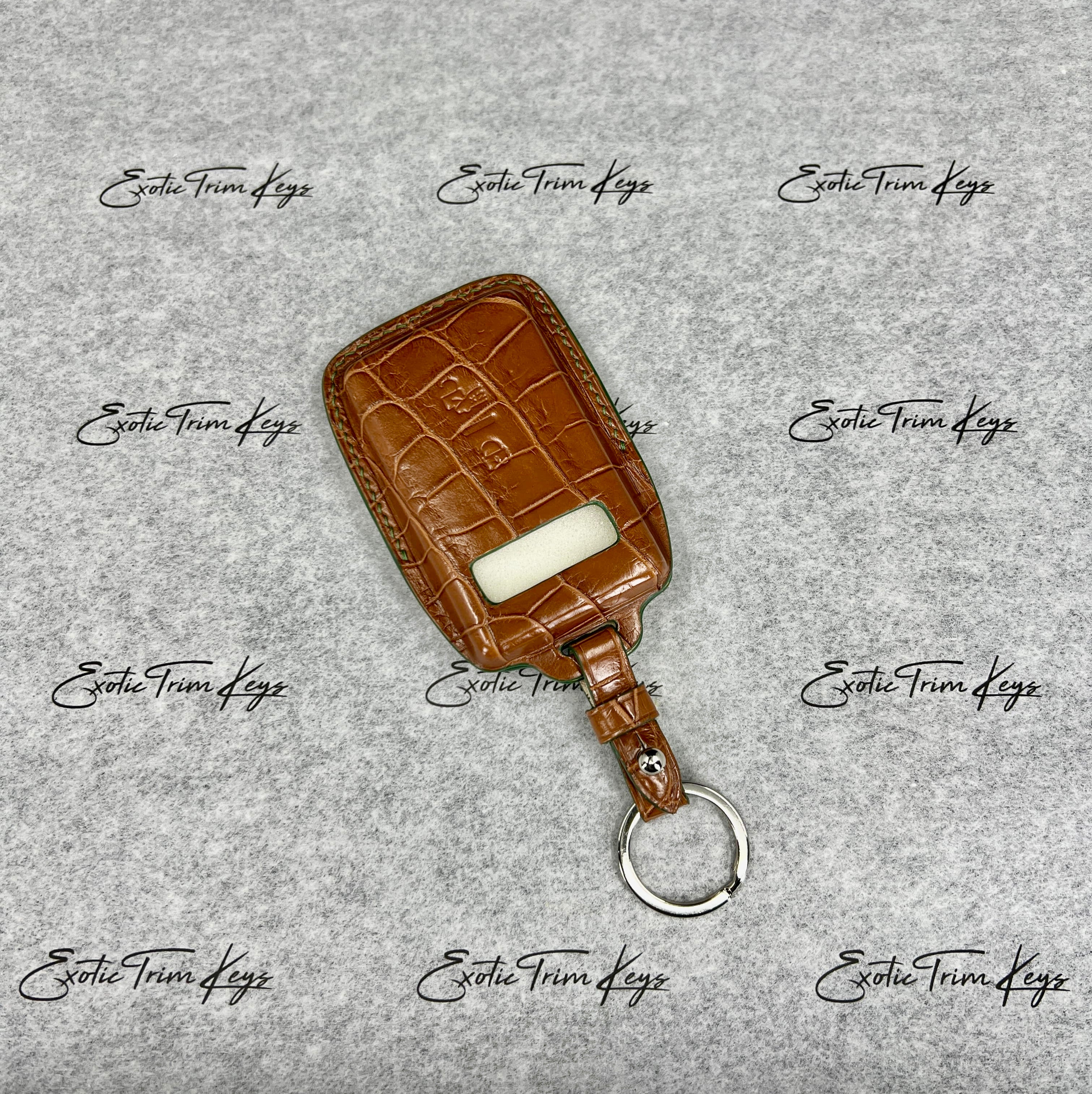 IN STOCK: CARAMEL CROCODILE WITH GREEN DETAILS KEY COVER FOR FERRARI