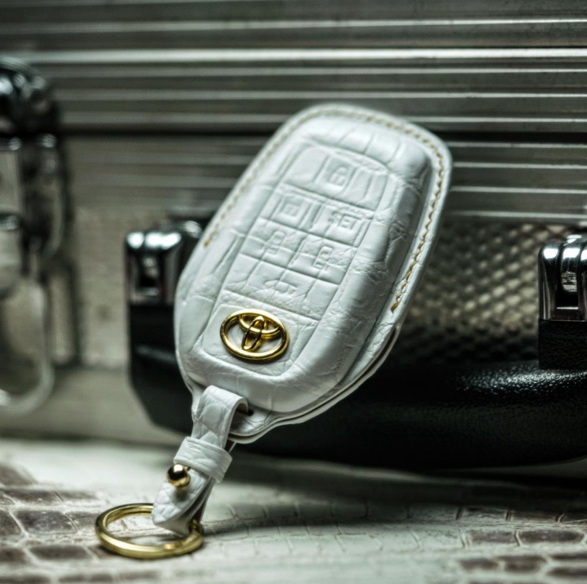BESPOKE ETK WHITE CROCODILE KEY COVER FOR LAND CRUISER