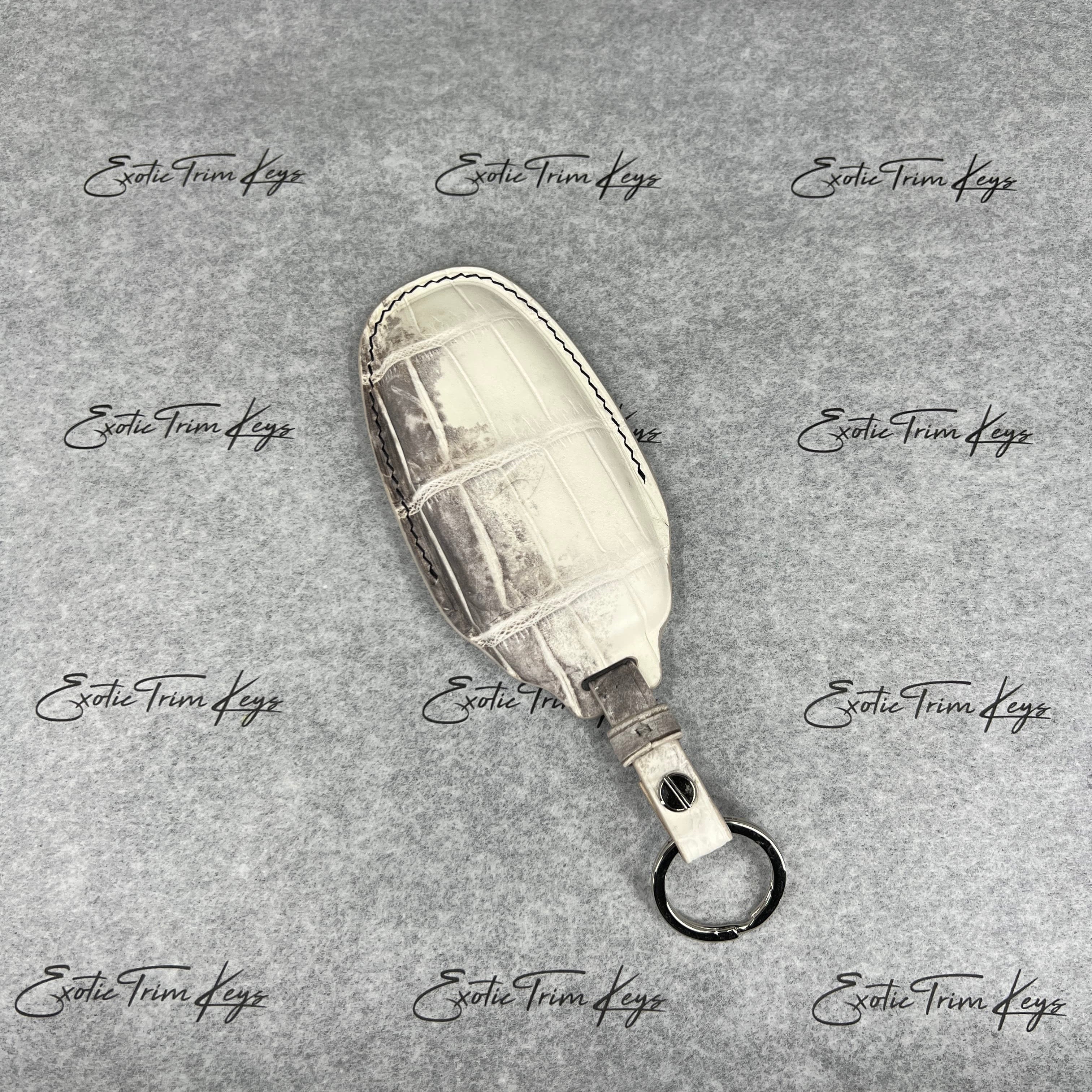 IN STOCK: HIMALAYAN CROCODILE WITH BLACK DETAILS KEY COVER FOR MCLAREN