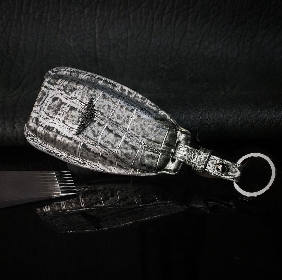 阿斯頓馬丁 鑰匙圈保護套 3 型 - 客製化您的
