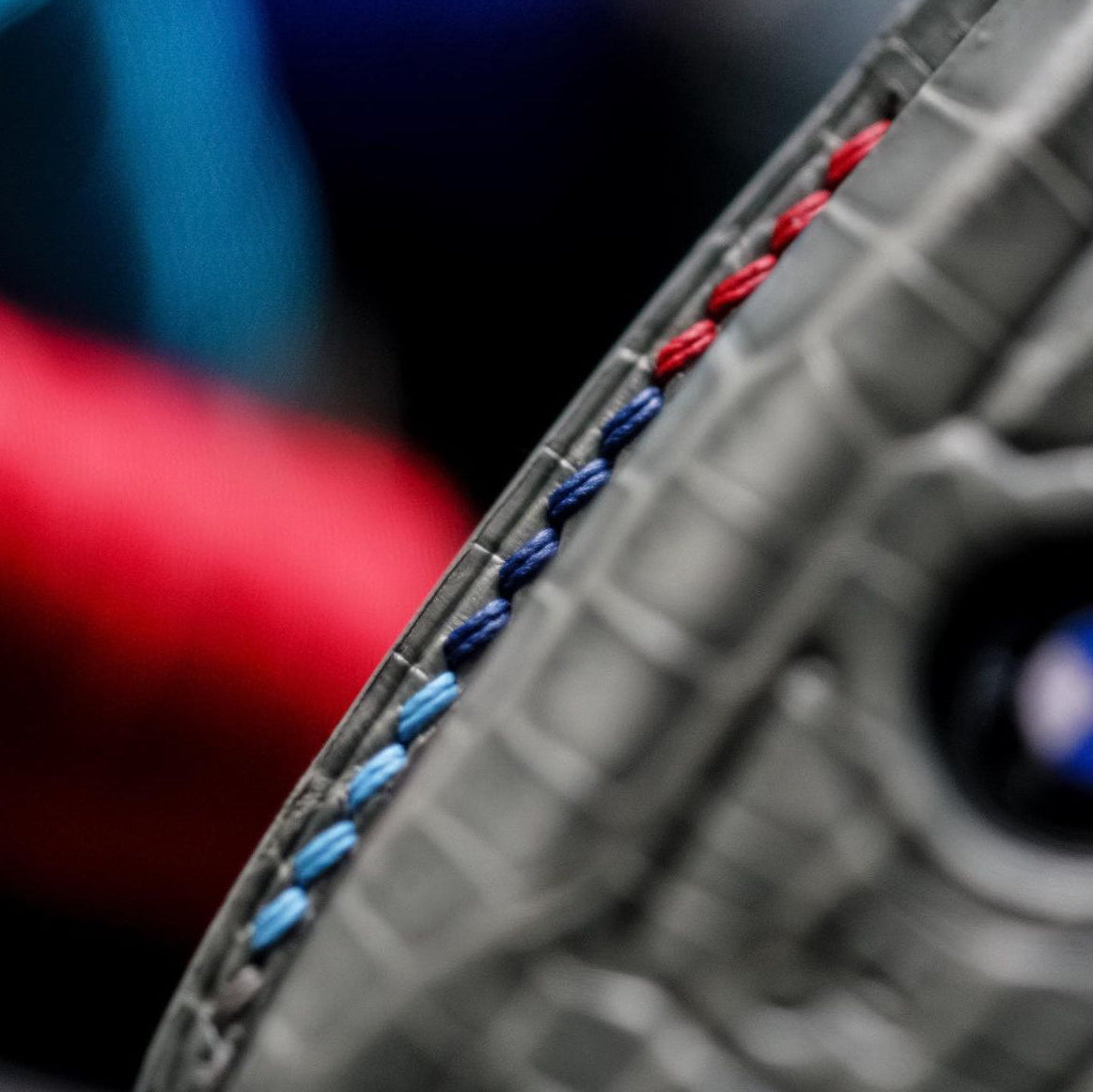 ETK BESPOKE GREY CROCODILE KEY COVER FOR BMW — THREE-TONE DETAILS
