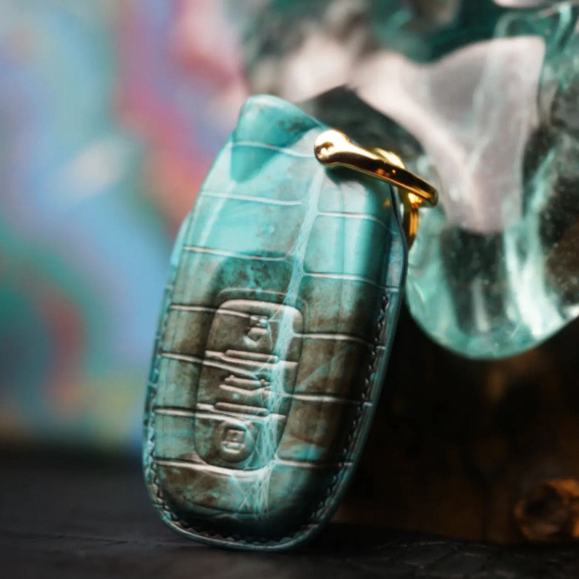 ETK BESPOKE CUSTOM HAND-DYED CROCODILE KEY COVER FOR LAMBORGHINI — BLACK DETAILS