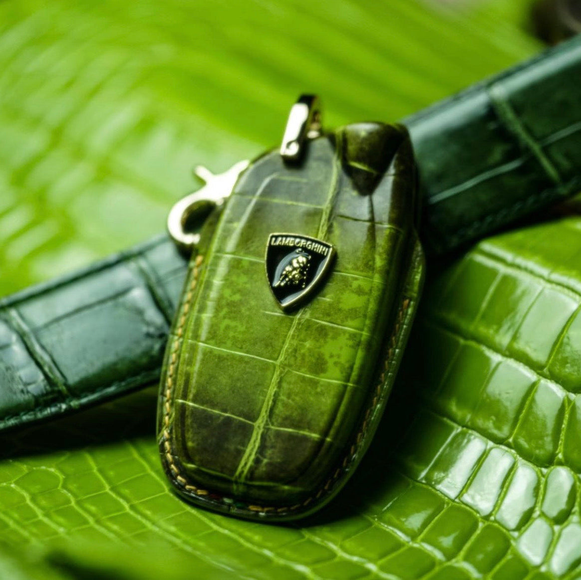 ETK BESPOKE CUSTOM HAND-DYED CROCODILE KEY COVER FOR LAMBORGHINI — THREE-TONE DETAILS