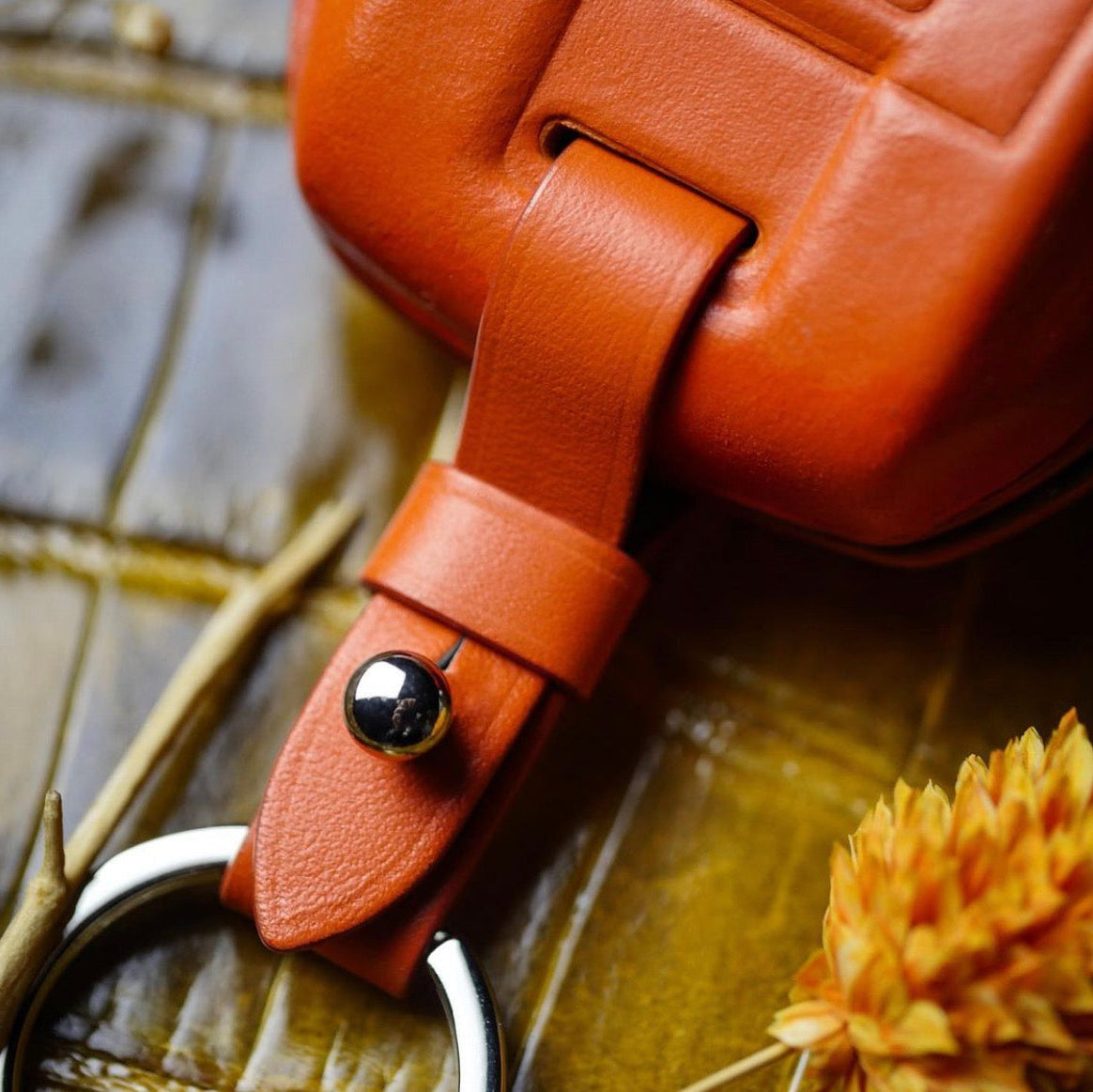 ETK BESPOKE ORANGE ITALIAN NAPPA KEY COVER FOR ROLLS ROYCE — ELECTRIC BLUE DETAILS