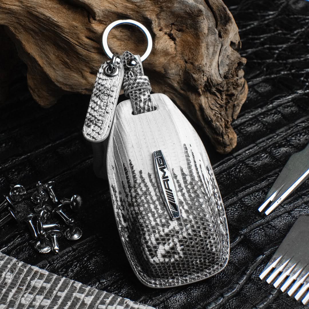 ETK BESPOKE LIZARD KEY COVER FOR MERCEDES — GREY DETAILS