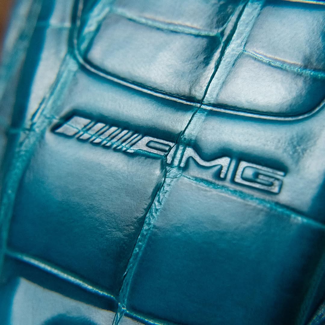 ETK BESPOKE TURQUOISE CROCODILE KEY COVER FOR MERCEDES — BLUE DETAILS