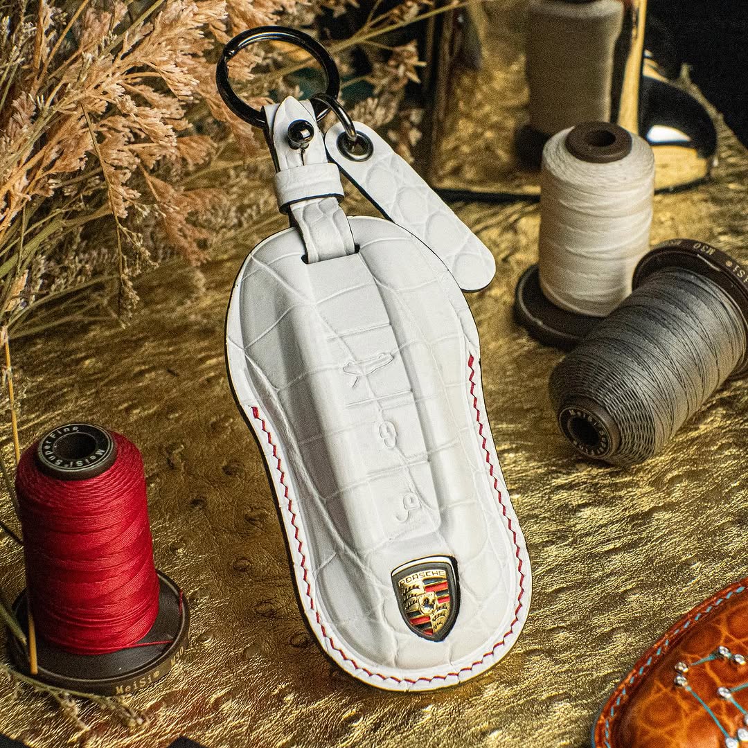ETK BESPOKE WHITE CROCODILE KEY COVER FOR PORSCHE — RED & BLACK DETAILS