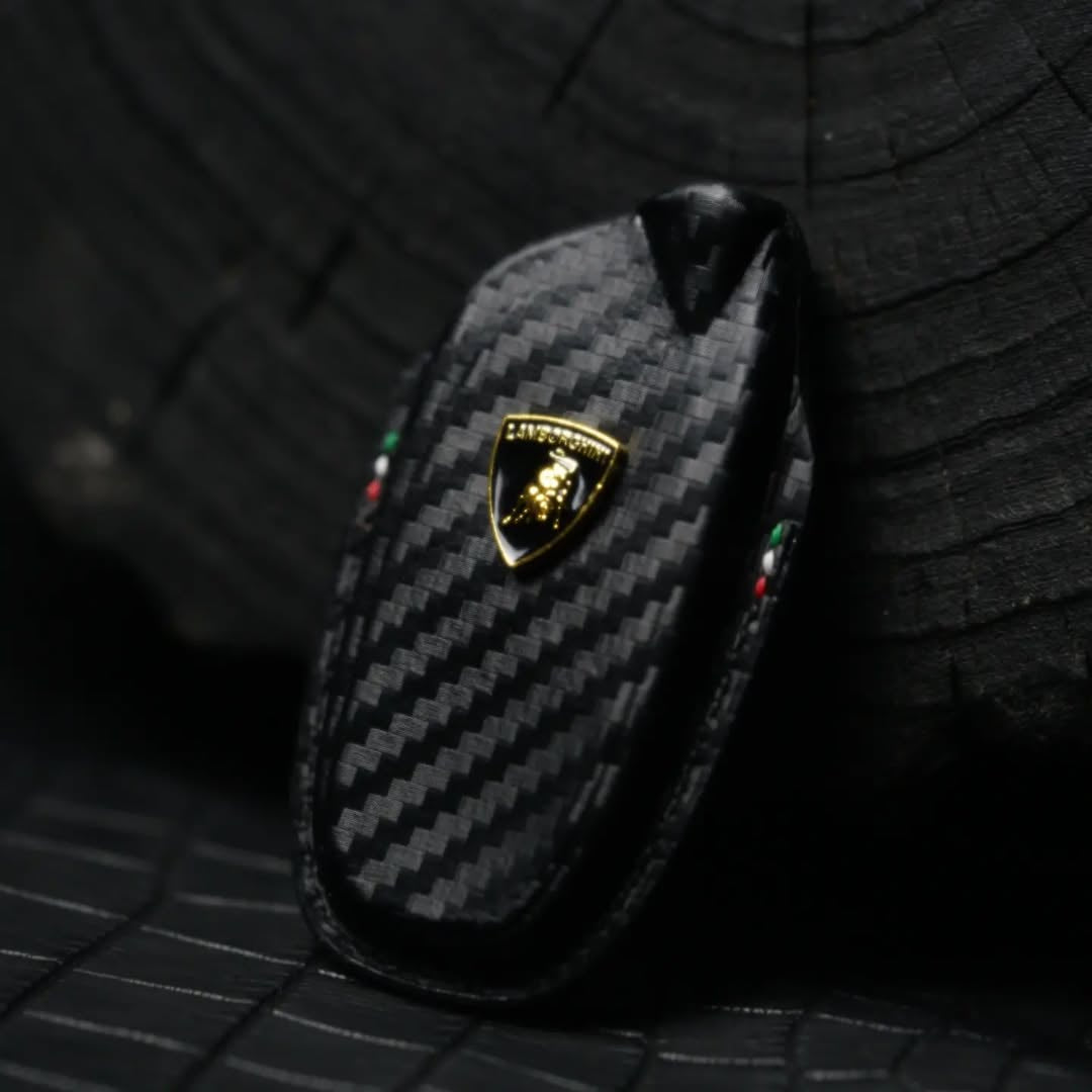 ETK BESPOKE BLACK CARBON-FIBER-EFFECT LEATHER KEY COVER FOR LAMBORGHINI — THREE-TONE DETAILS