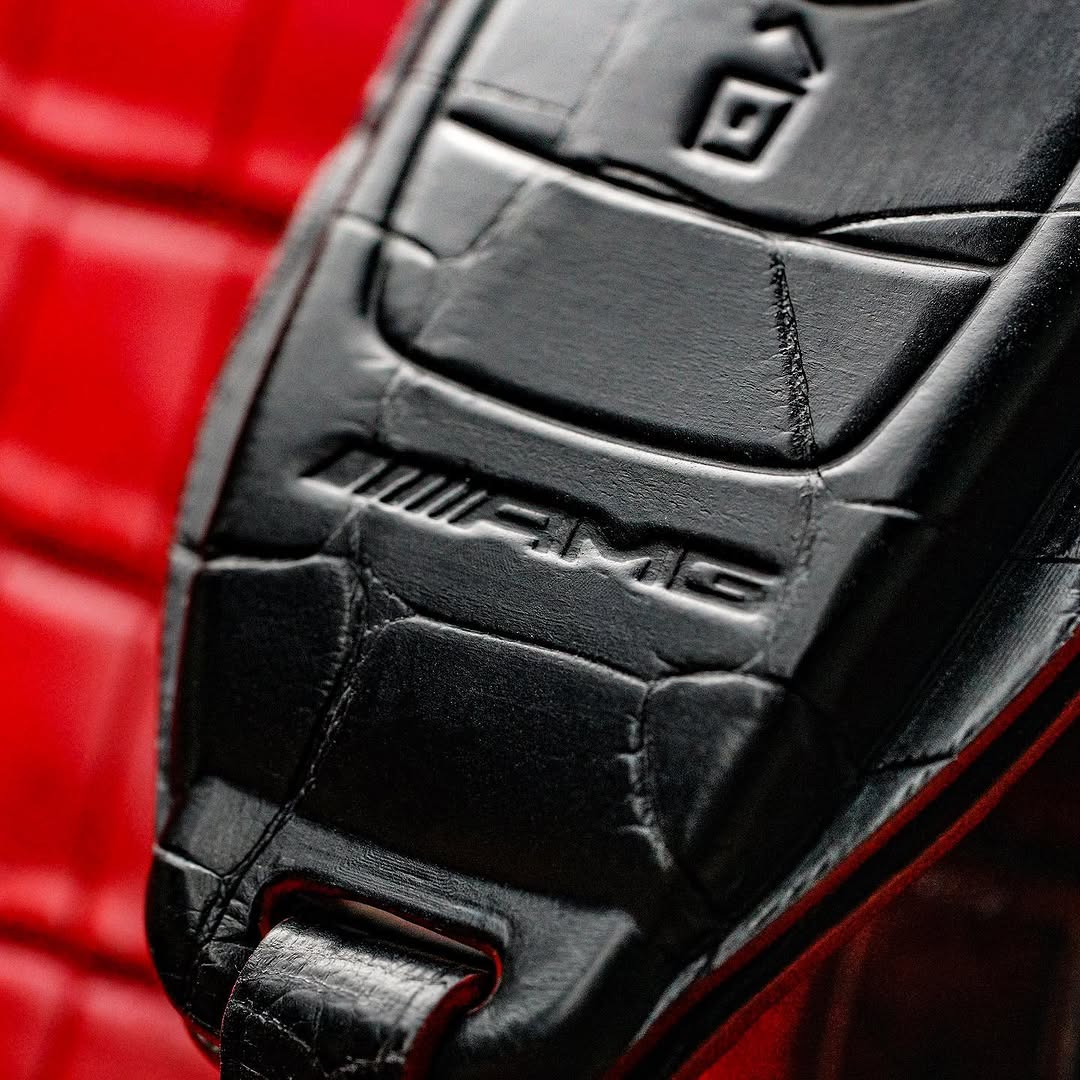 ETK BESPOKE BLACK CROCODILE KEY COVER FOR MERCEDES — RED DETAILS
