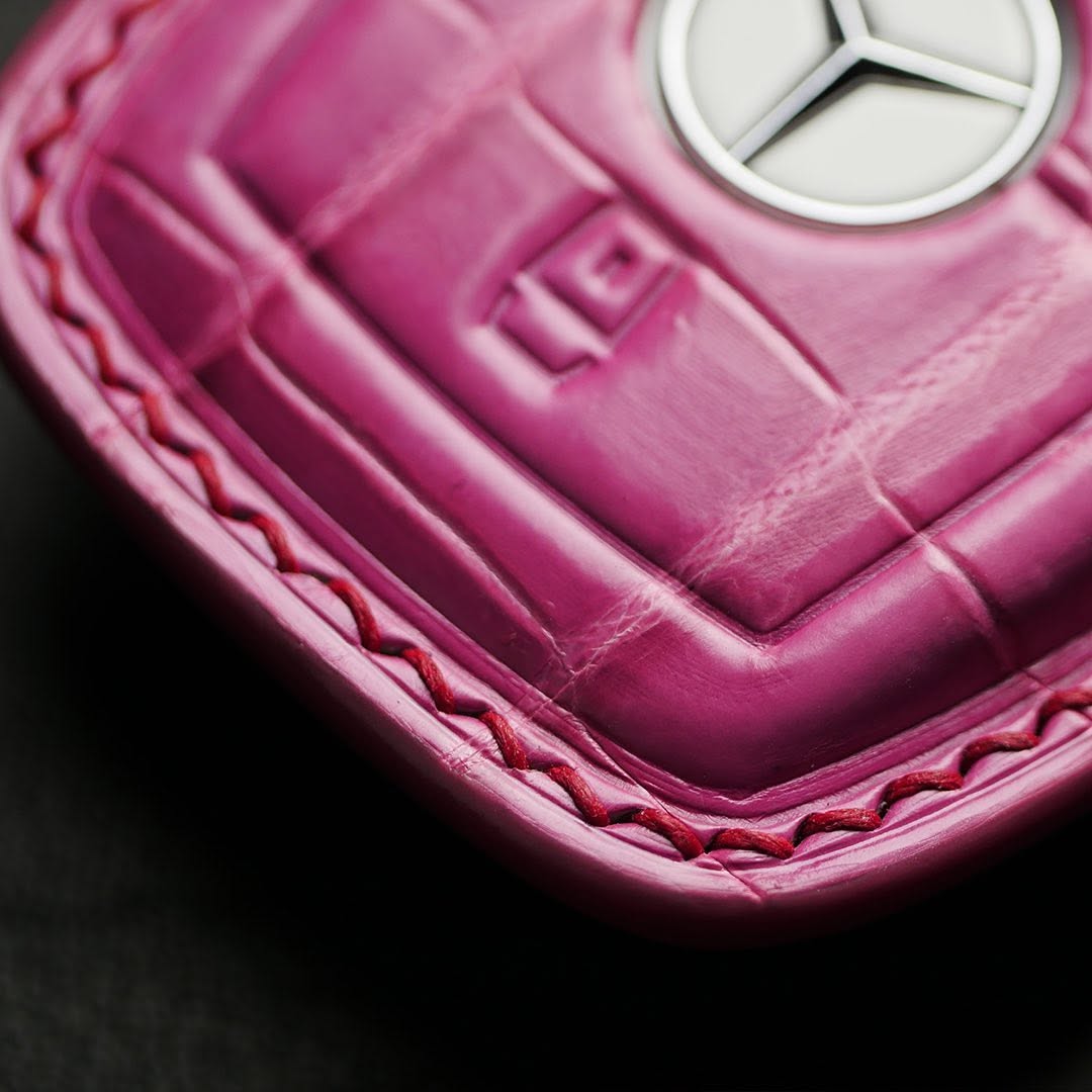 ETK BESPOKE HOT PINK CROCODILE KEY COVER FOR MERCEDES — RED DETAILS