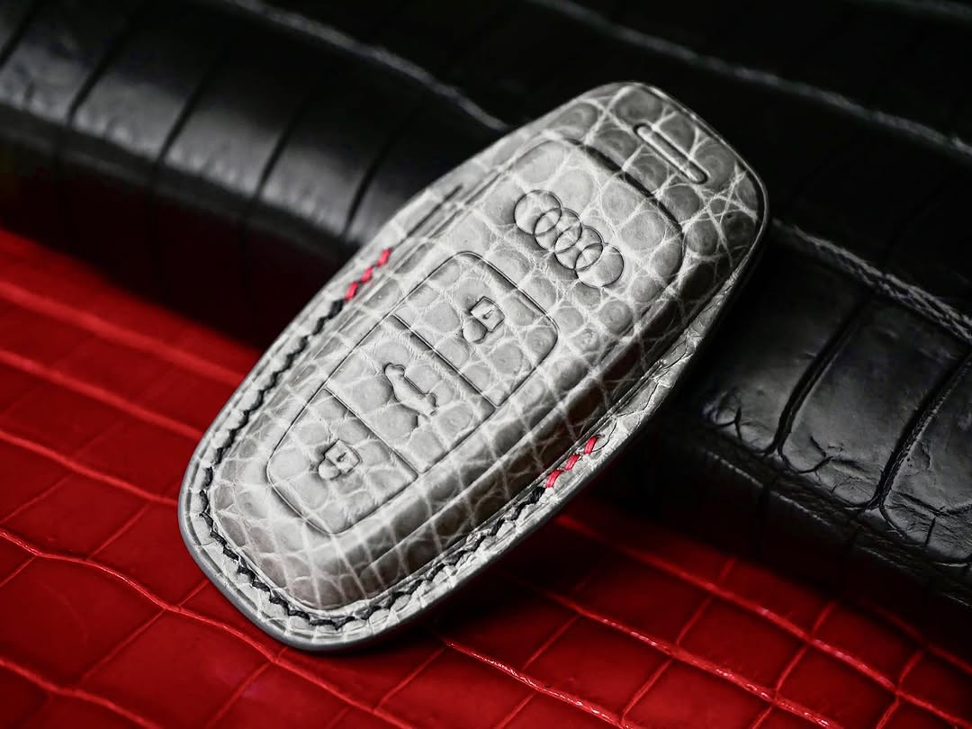 ETK BESPOKE GREY CROCODILE KEY COVER FOR AUDI — BLACK & RED DETAILS