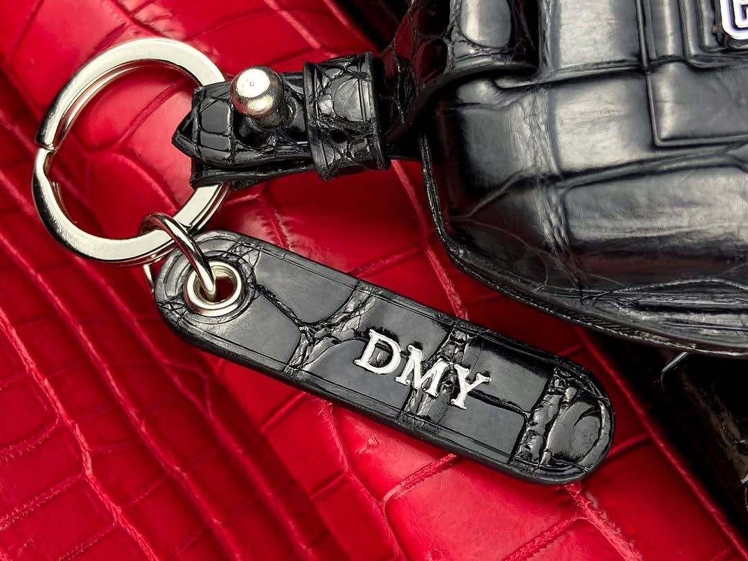 ETK BESPOKE BLACK CROCODILE KEY COVER FOR ROLLS ROYCE — RED DETAILS