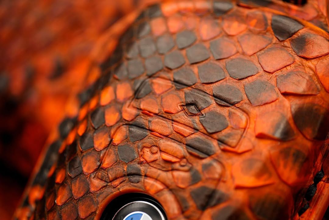 ETK BESPOKE ORANGE SNAKESKIN KEY COVER FOR BMW — BLACK DETAILS