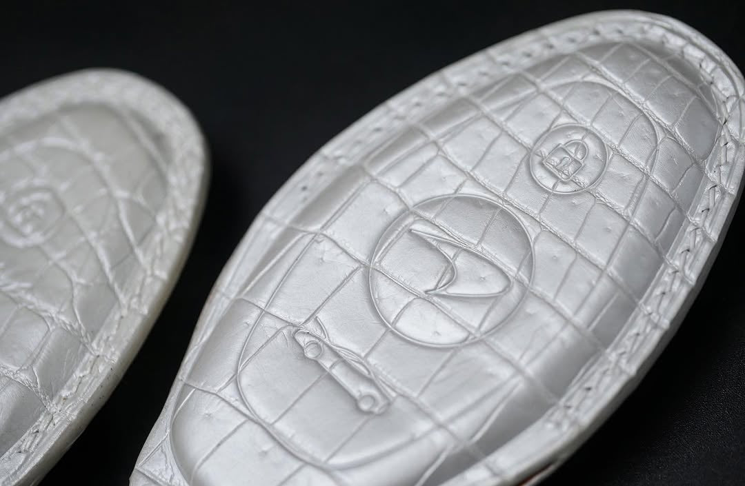 ETK BESPOKE PEARL WHITE CROCODILE KEY COVER SET FOR MCLAREN — SET OF 2