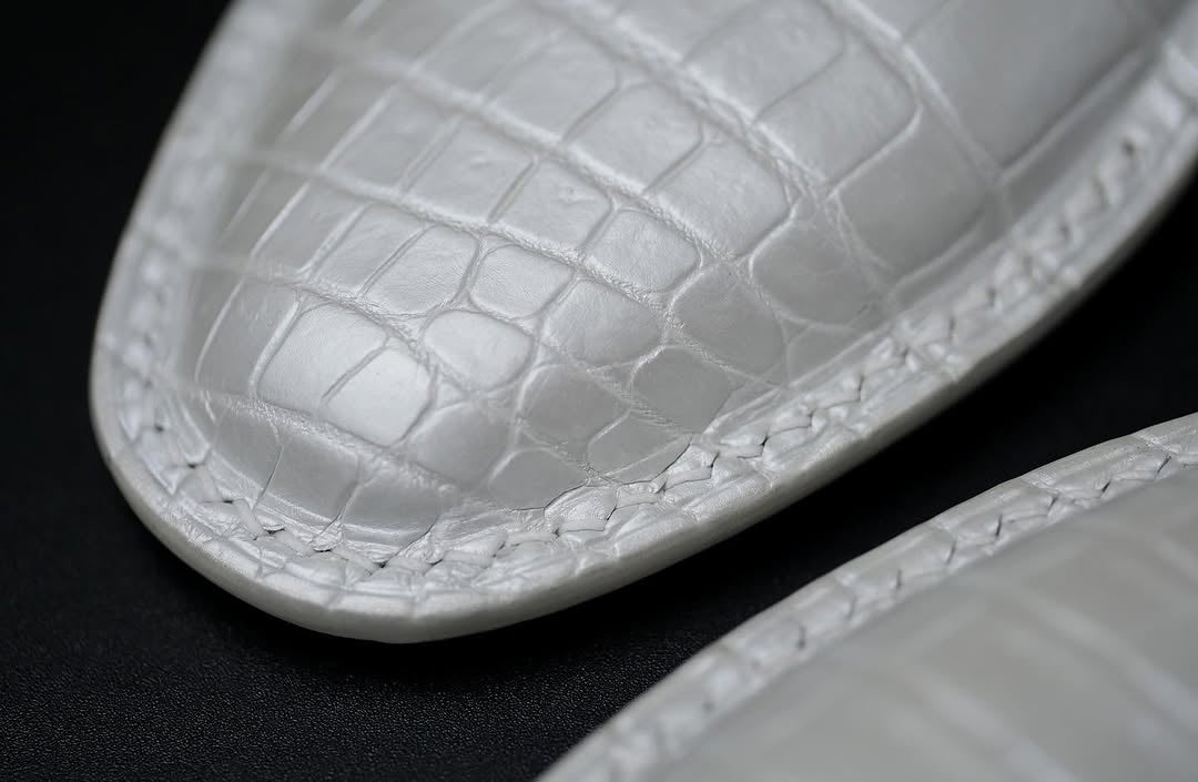 ETK BESPOKE PEARL WHITE CROCODILE KEY COVER SET FOR MCLAREN — SET OF 2