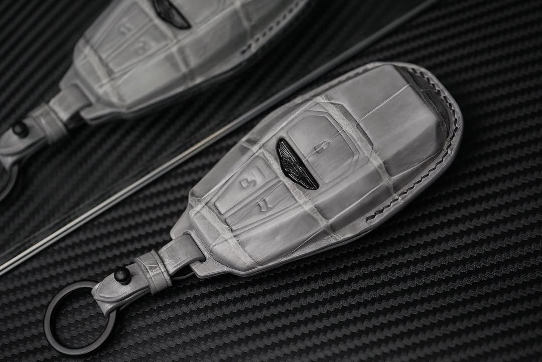 ETK BESPOKE GREY CROCODILE KEY COVER FOR ASTON MARTIN — BLACK DETAILS