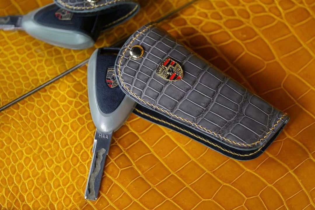 ETK BESPOKE GREY CROCODILE KEY COVER FOR PORSCHE — YELLOW DETAILS