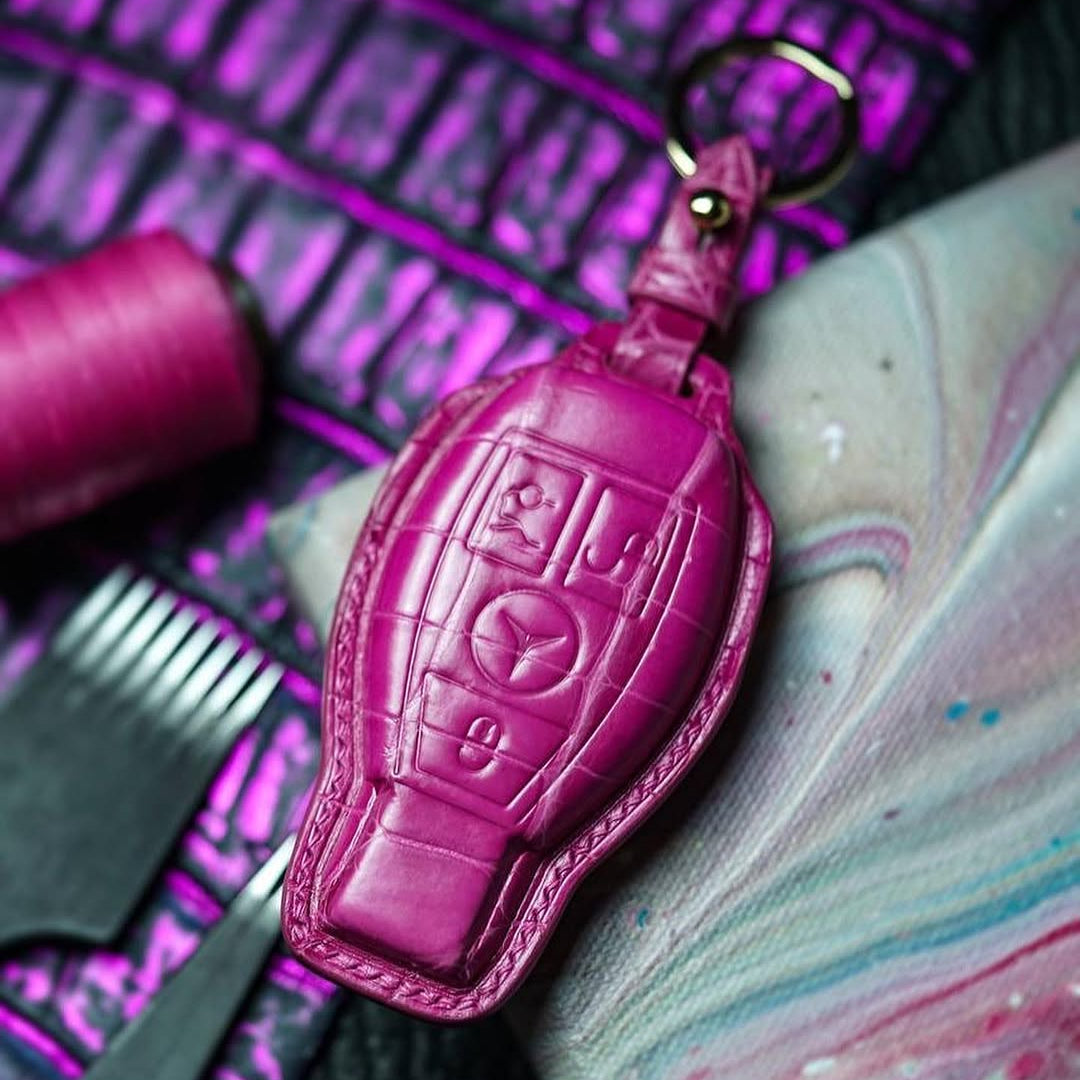 ETK BESPOKE HOT PINK CROCODILE KEY COVER FOR MERCEDES — PINK DETAILS