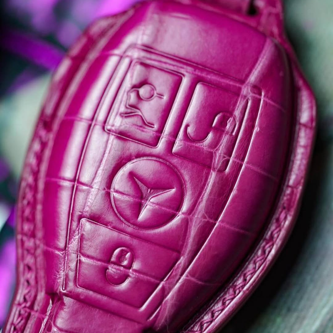 ETK BESPOKE HOT PINK CROCODILE KEY COVER FOR MERCEDES — PINK DETAILS