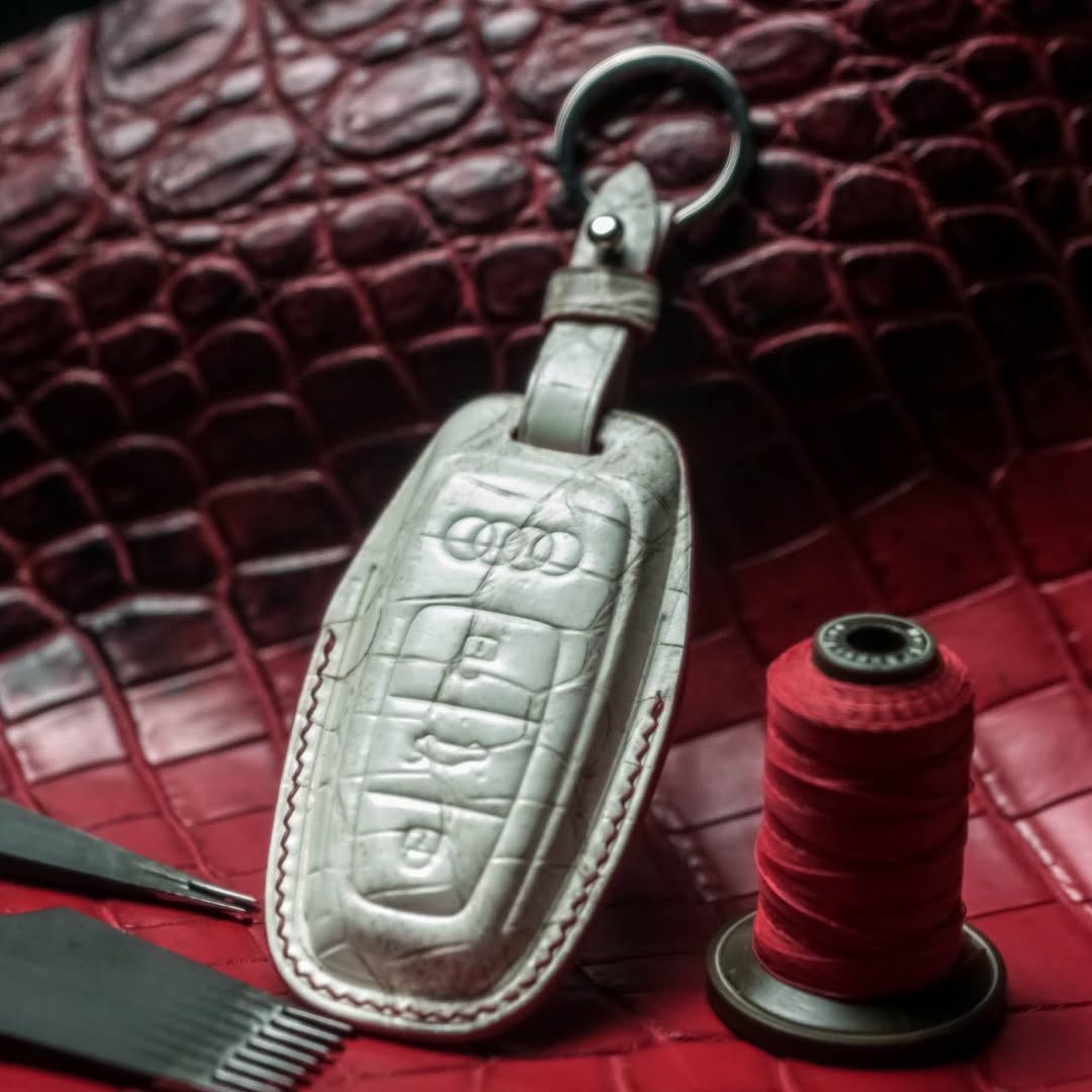 ETK BESPOKE HIMALAYAN CROCODILE KEY COVER FOR AUDI — RED DETAILS