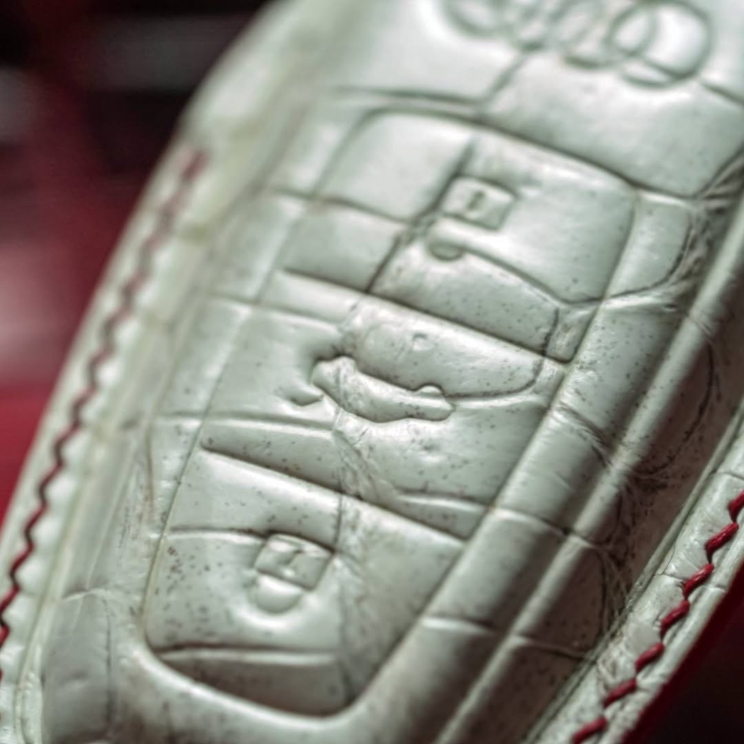 ETK BESPOKE HIMALAYAN CROCODILE KEY COVER FOR AUDI — RED DETAILS