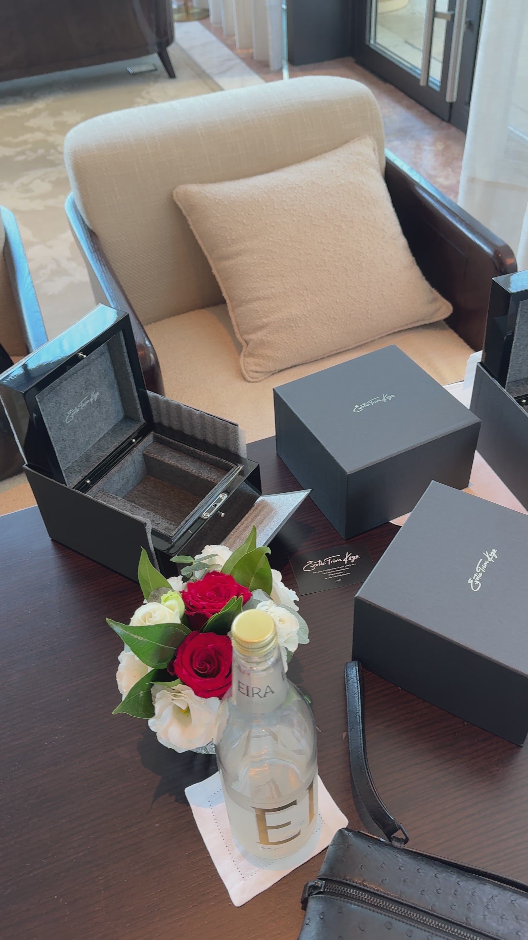 ETK SIGNATURE PRESENTATION BOX